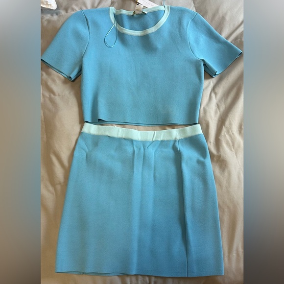 House of Harlow 1960 Aqua Knit Skirt & Top - Picture 1 of 2